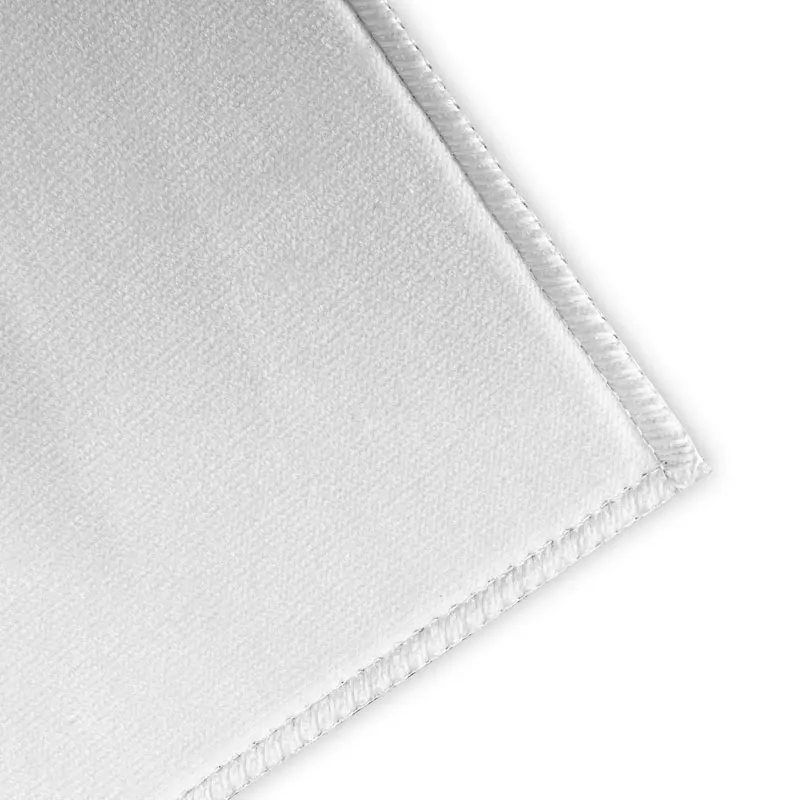 Die Matte hat auf der bedruckten Seite einen dichten Flor.