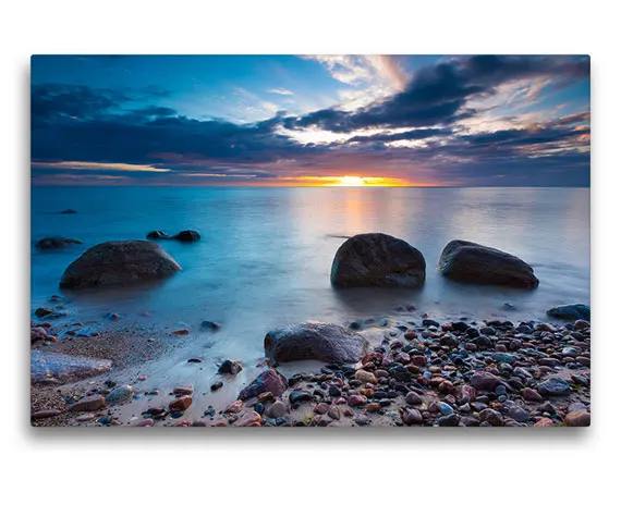 Brillante Farben und seidiger Glanz bringen Ihr Foto auf Leinwand perfekt zur Geltung. Seidig schimmernd sorgt die Premiumleinwand für moderne Optik.